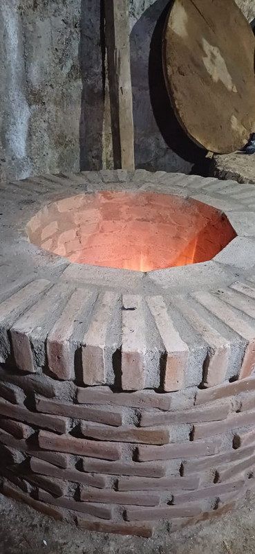 Horno cubierto de tierra