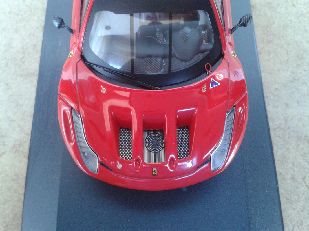 2011 Ferrari 458 Italia GT2 Street (Hot Wheels Elite) (18)