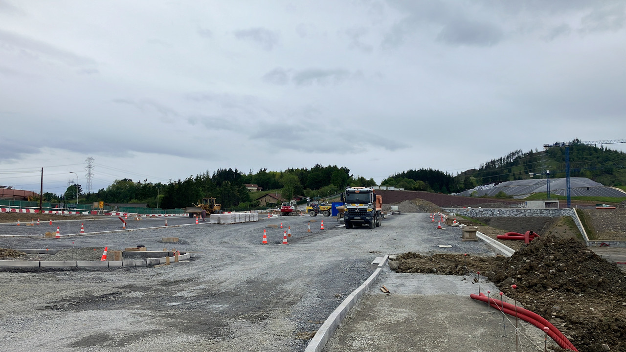 24A0657B-B30B-438A-B2D4-CD7E56FCA699