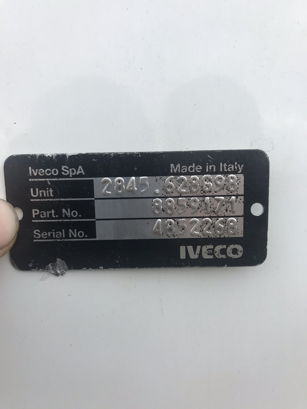 08B84620-9AEE-441F-B16B-113FC13294B4