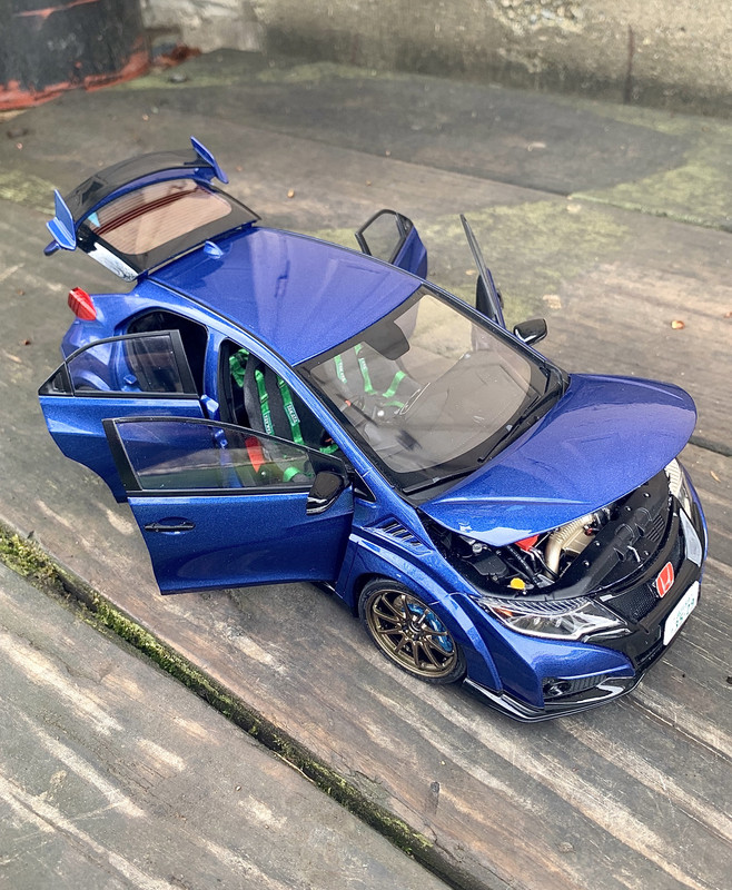 エブロ　1/18 FK2 シビック Type R 1/18 Ebbro Honda Civic Type R TypeR (Grey) Resin Car Model