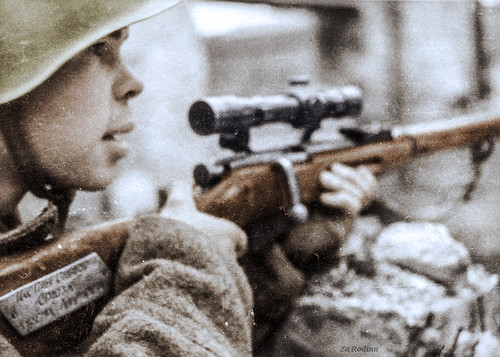 El francotirador Nikolay Yakolevich Illyin del 64º Ejército, Stalingrado, 1942