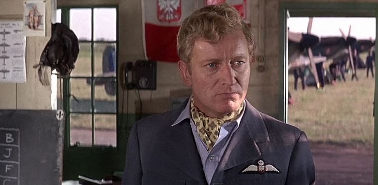 FRENZY-BARRY-FOSTER-1-A-FOTOR.jpg