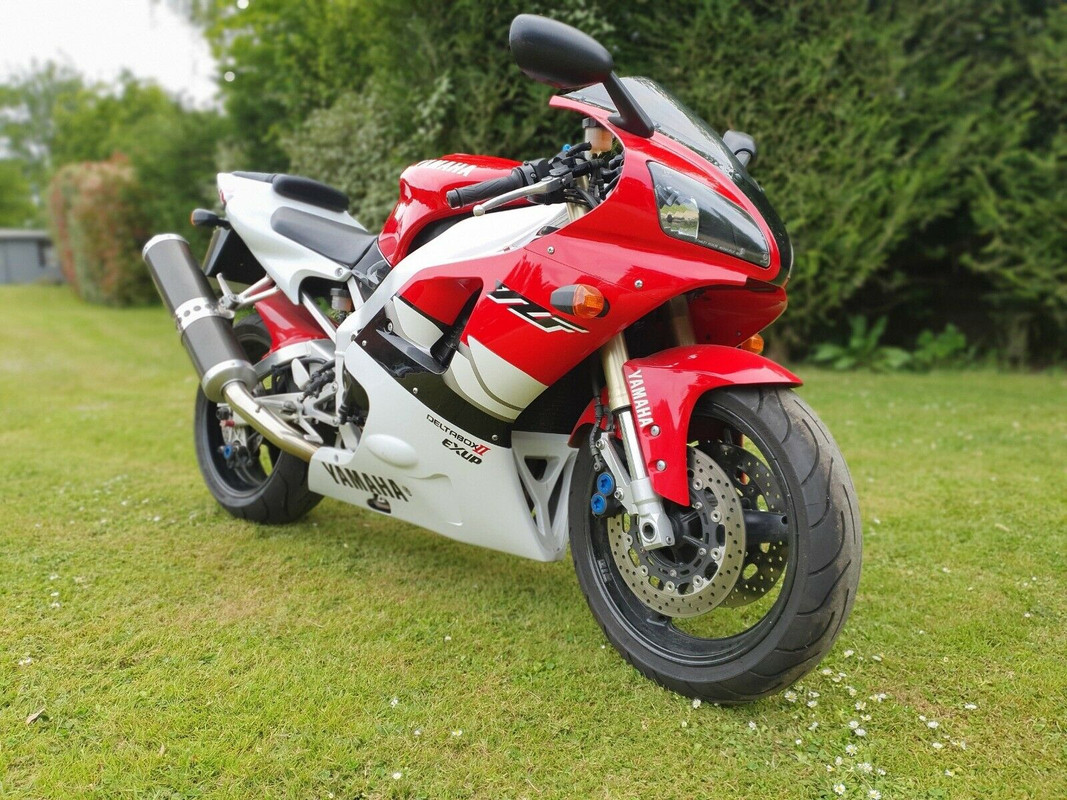 D79A7EC8-3EA3-4E6A-BBCA-0F9177BE4FB1