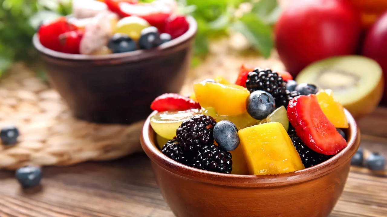 Descubre las Mejores Frutas para Cenar y Mejora tu Salud Nocturna