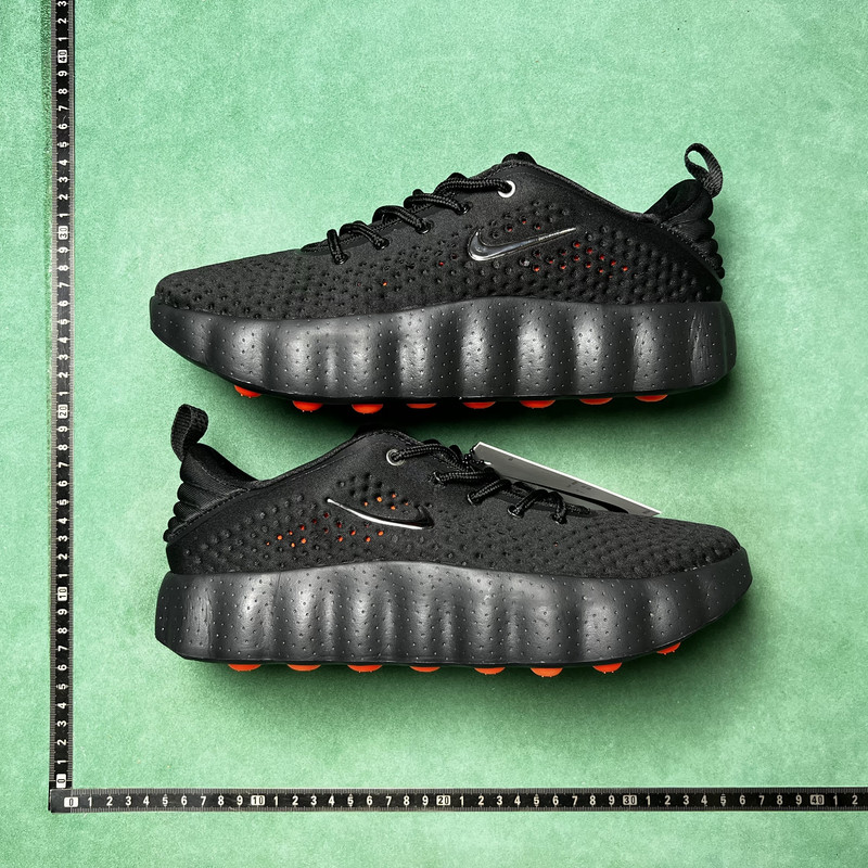Nike Mind 002