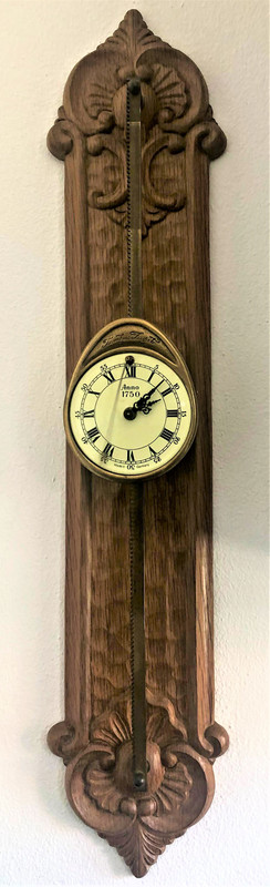 Relógios esquisitos | Relógio de Serra Frente-1