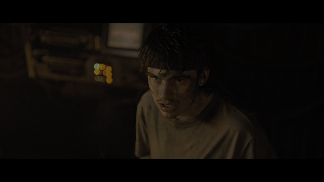 vlcsnap-2024-11-26-18h17m51s851