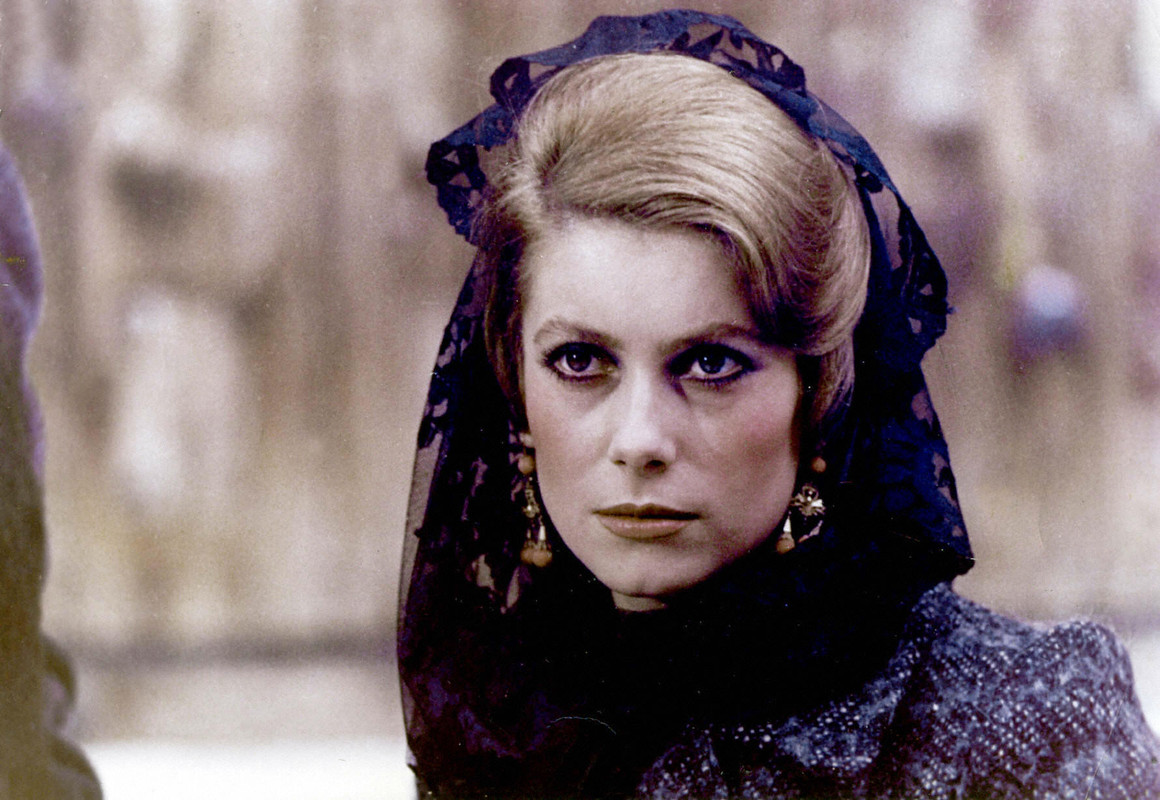 catherine_deneuve_md31