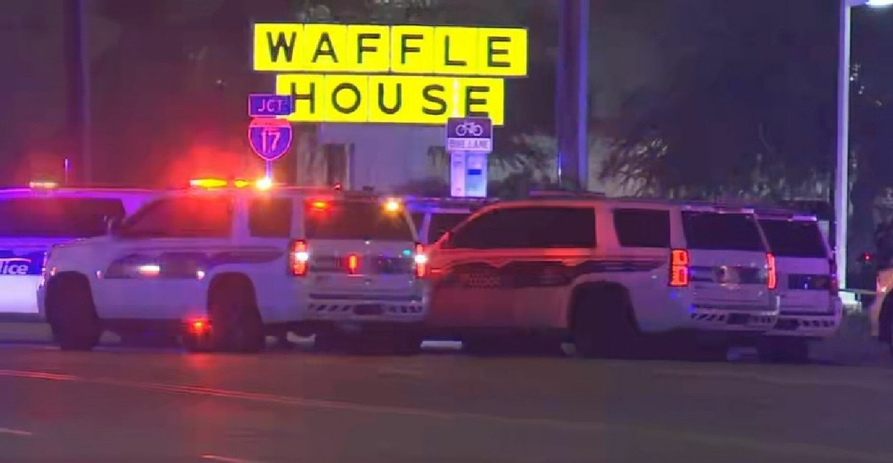 Dos muertos y cinco lesionados por tiroteo en Phoenix 