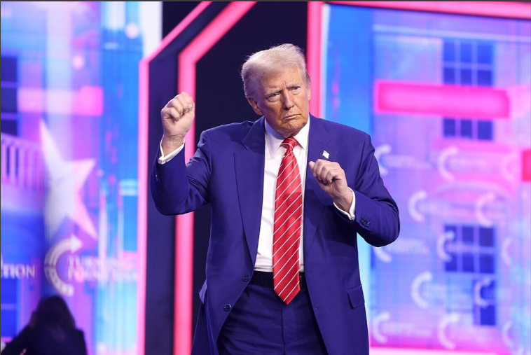 card image Дональд Трамп верен крипте. Запуск нового именного мем-койна Official Trump – подтверждение предвыборных обещаний