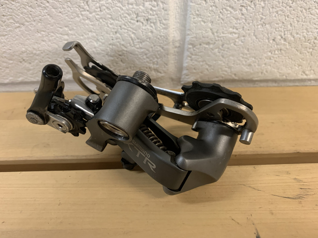 5741919F-3E8B-4562-9740-4A06EF67A9DA