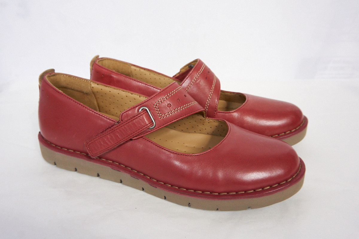 Clarks Unstructured Un.Briarcrest Women's 9 Red Leather Mary Jane Flats ...