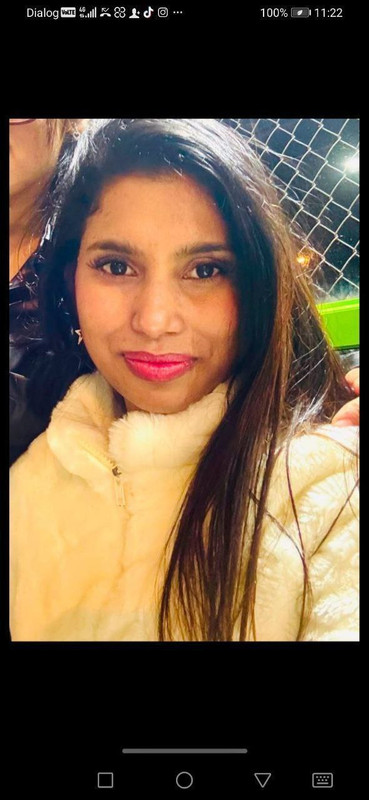 photo 6334836419985083639 y