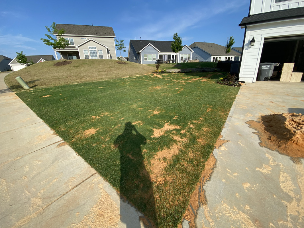 7EAB3011-31EF-4578-9E94-E904A2548349