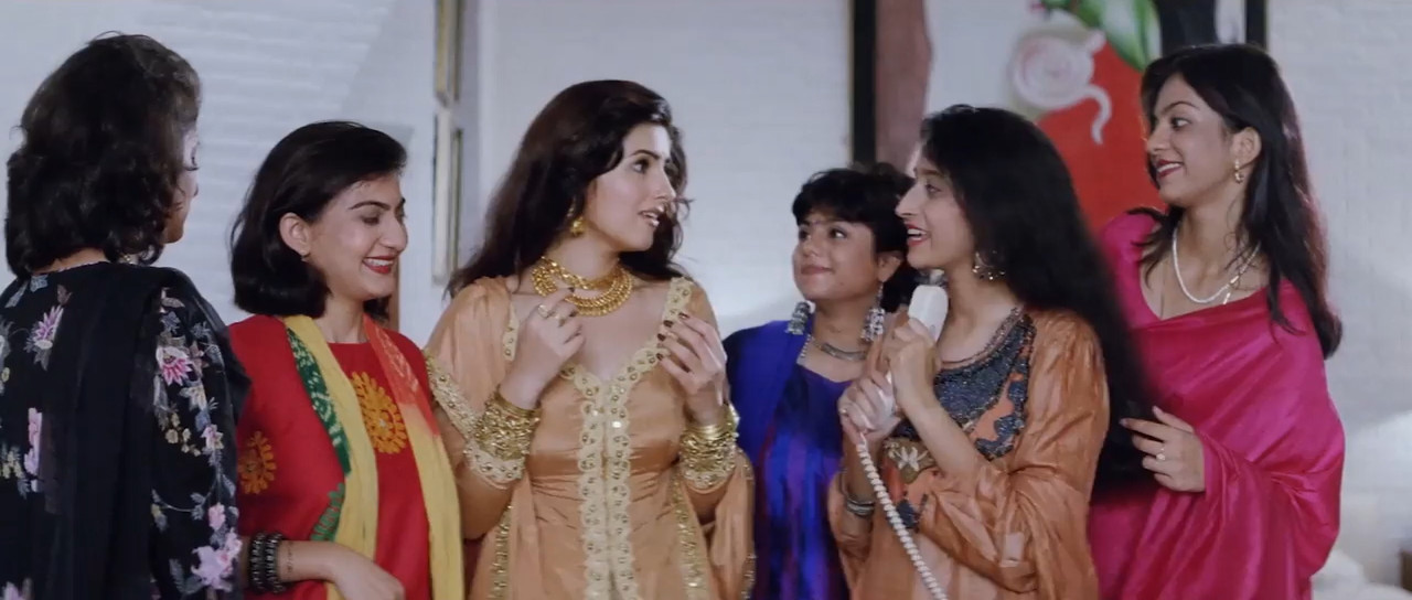 Jab Pyaar Kisise Hota Hai 1998 WebRip [Hindi] 480p 720p ESub Screenshot