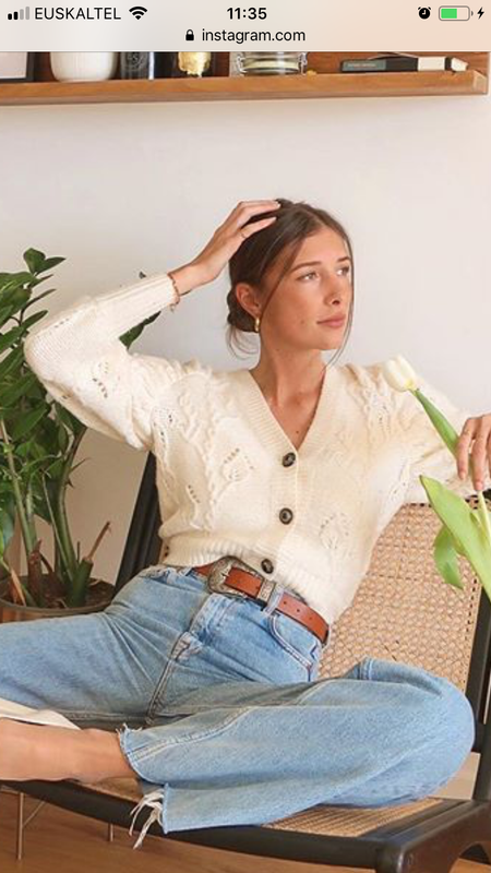 A65EFDE2-56AA-4554-89A2-8D5D09048BBB