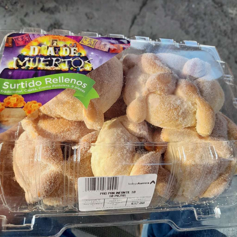 Bodega Aurrera. Pan de muerto en julio | Ejemplo: Pan de muerto tamaño infantil 10 pzs