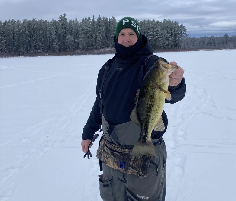 052C0298-A872-4D6A-9B0E-4F4BD8912002