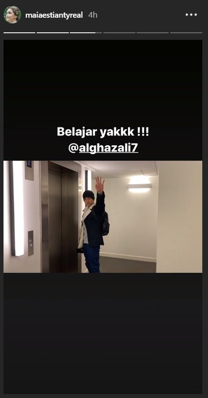 Maia Estianty mengantar Al Ghazali kuliah di London