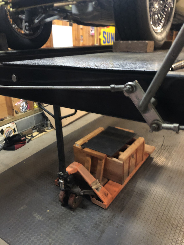 56C6F1B4-449E-4561-B2A5-F5EC04D4DE18