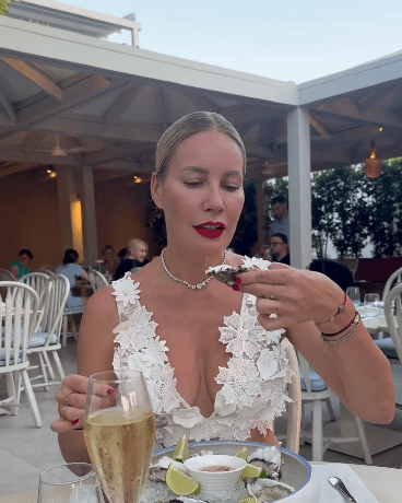 An_Ck36i7GiJ-JYalLECjmIKZ_S3ph292XE7_VUfKkhbhCuZSC4X4GcGmeYaqGroMx2E9LhGyZrO9UJPQb-wy3pT_1