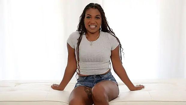 NetGirl – Naomi – omg the latest ng