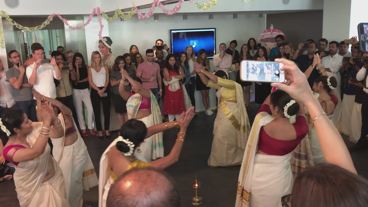 Thiruvathira  Onam Dance[21-23-11]