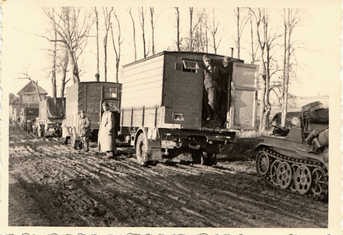 Wehrmacht Rußland 1942 LKW Lastwagen & Kettenkrad Typ HK-101 Sd.