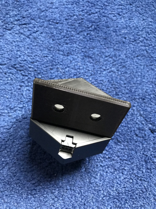 6AF583AB-906A-450B-A918-C51405AE0360