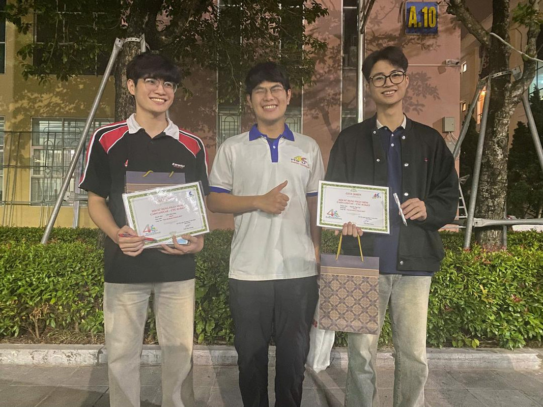 [Image: z7197001981309-844739312ce985b9164e28fc004ad2c1.jpg]