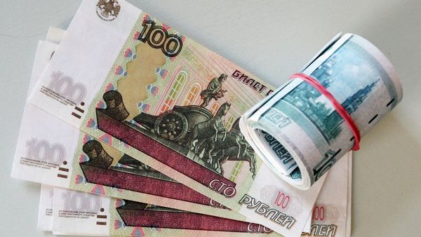 Само собой таких больших деньг которые за него просят нет но