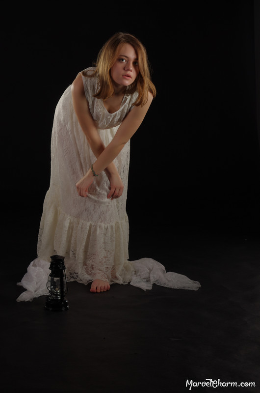 MarvelCharm_Nicolette-Lantern-034