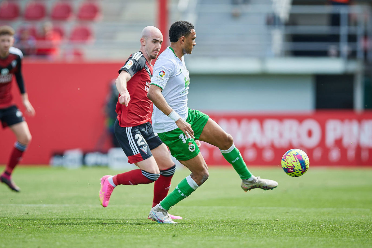 Mirandes vs Racing de Santander, 02h00 ngày 13/06