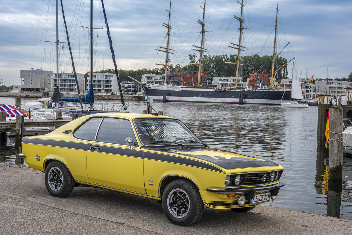 10-Opel-Manta-513183