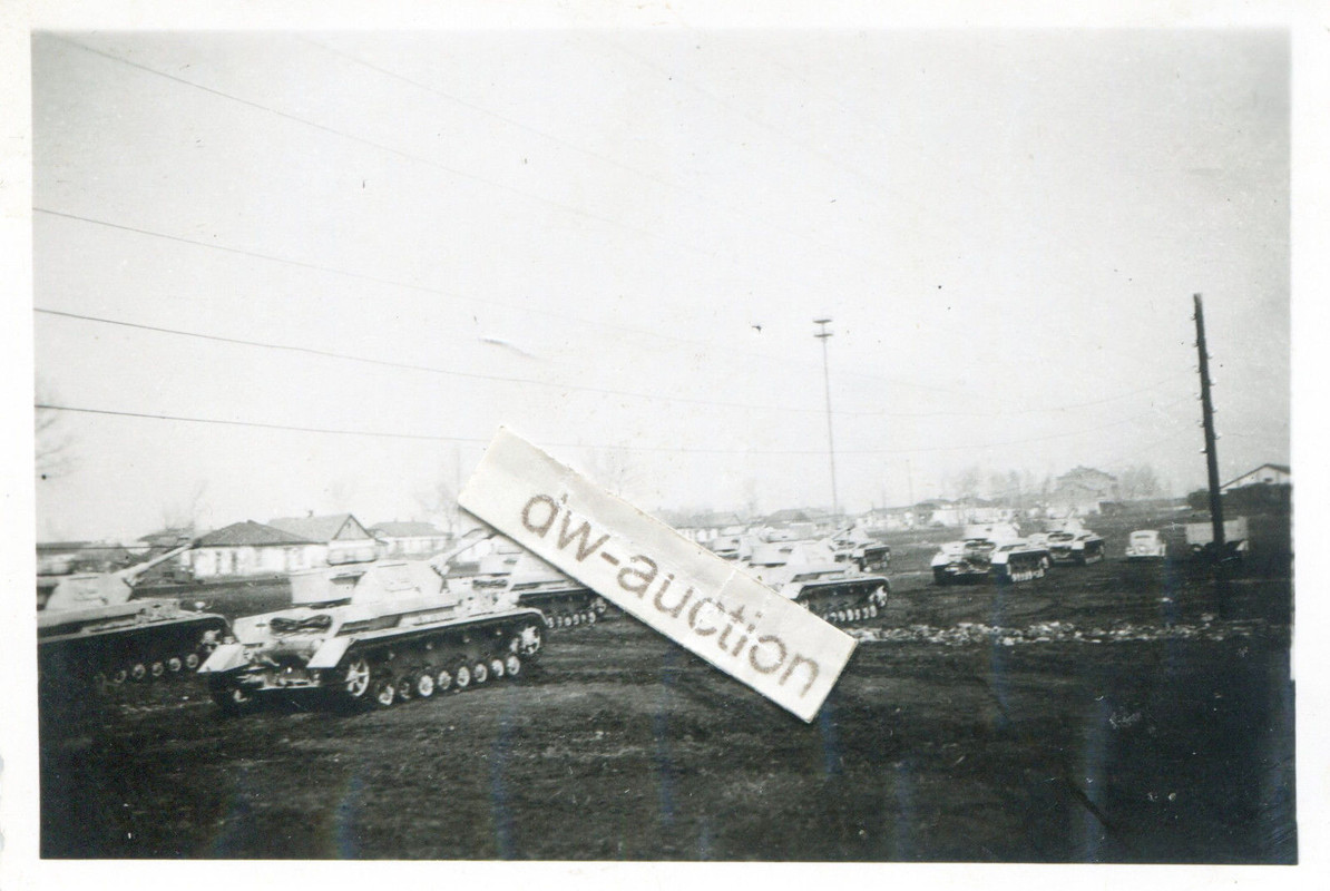 Panzer Langrohr mit weißem Tarnanstrich