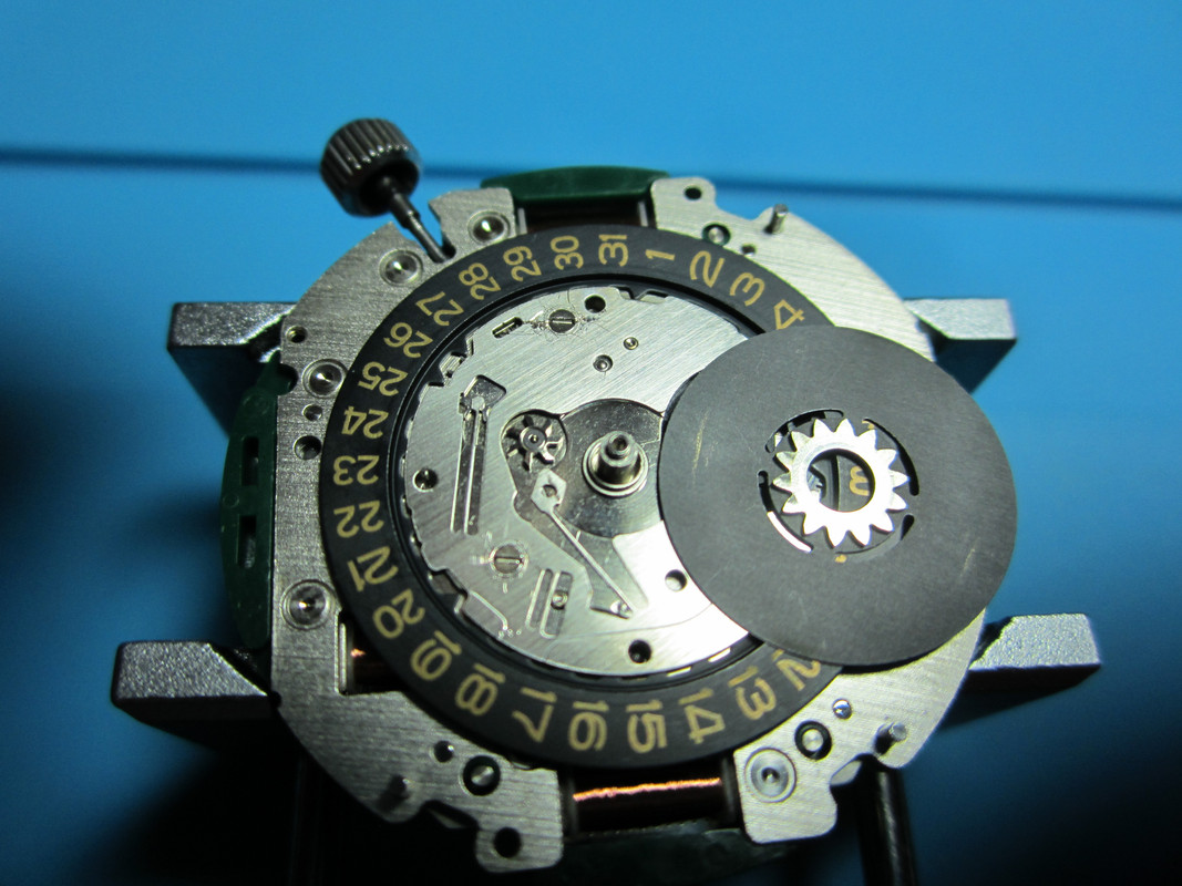 Seiko 7A38 DAY wheel not functioning, but date wheel is fine? | The Watch  Site