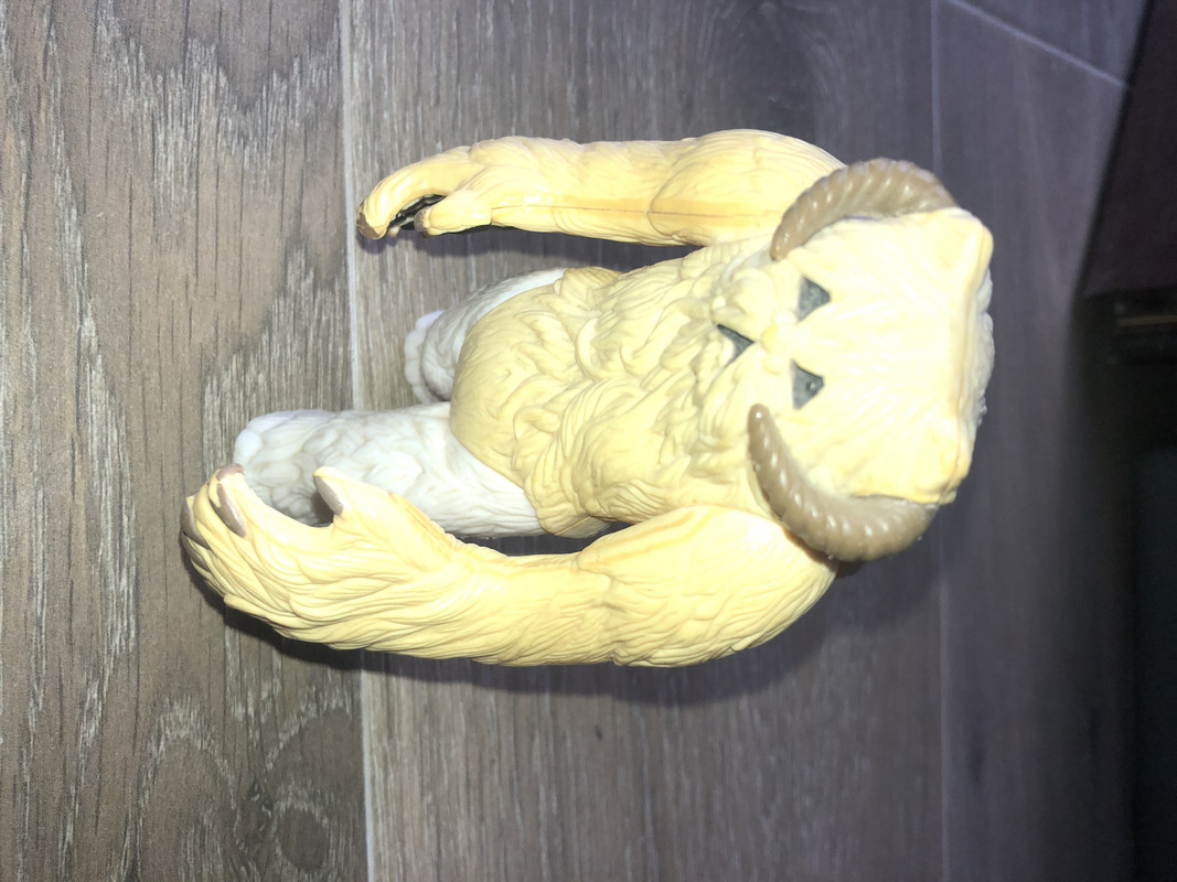 9EBEC74D-BC95-42F1-84A9-66D6A5AB3081