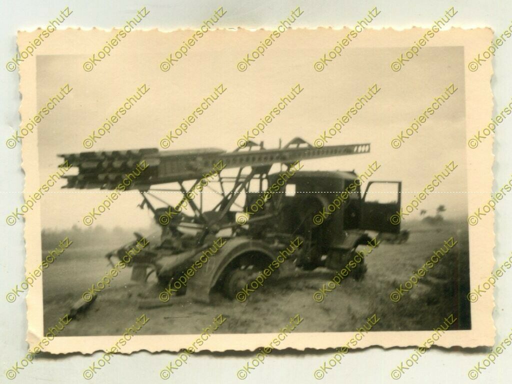 Foto, 16. Infanterie-Division, zerstörte Stalinorgel, Armawir, R