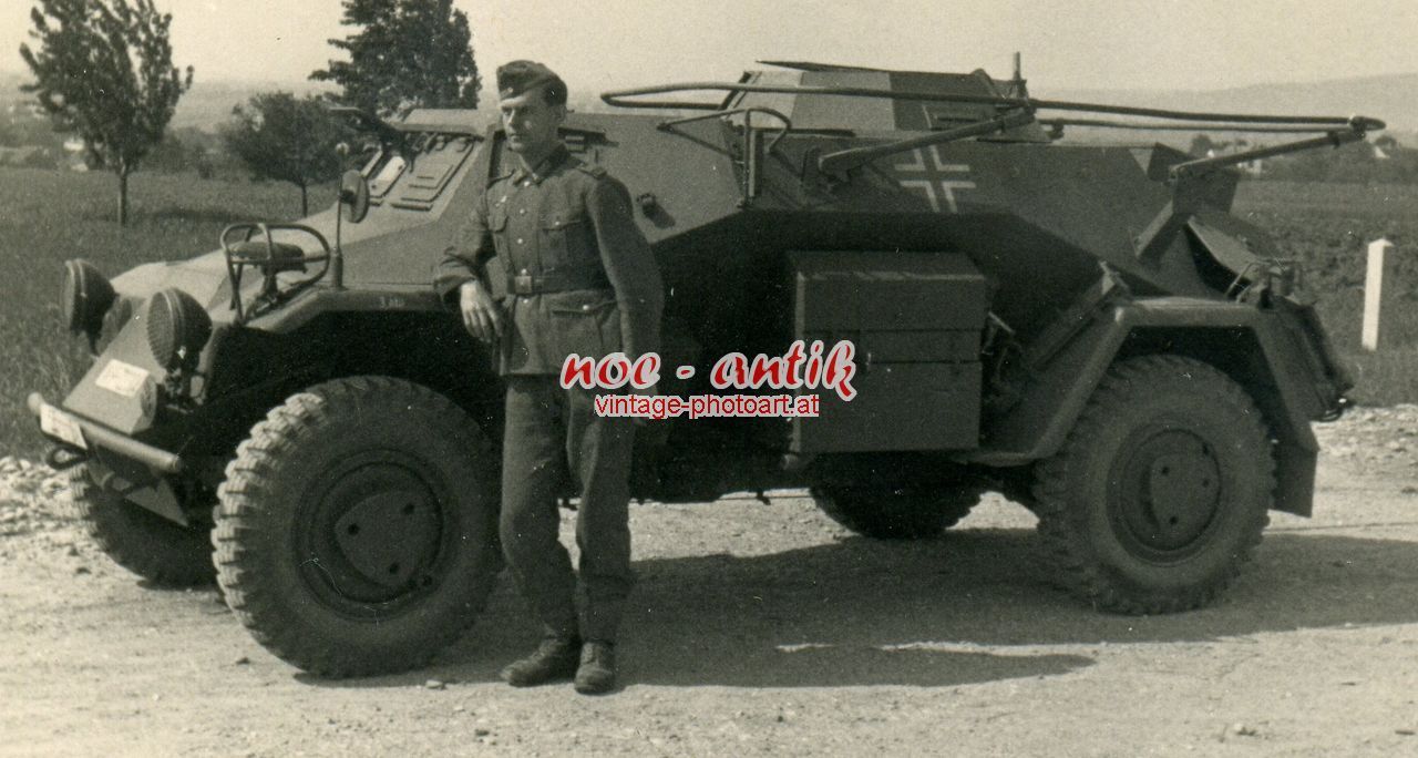 Panzerspähwagen Sd.Kfz 223 Rahmenantenne WH reco