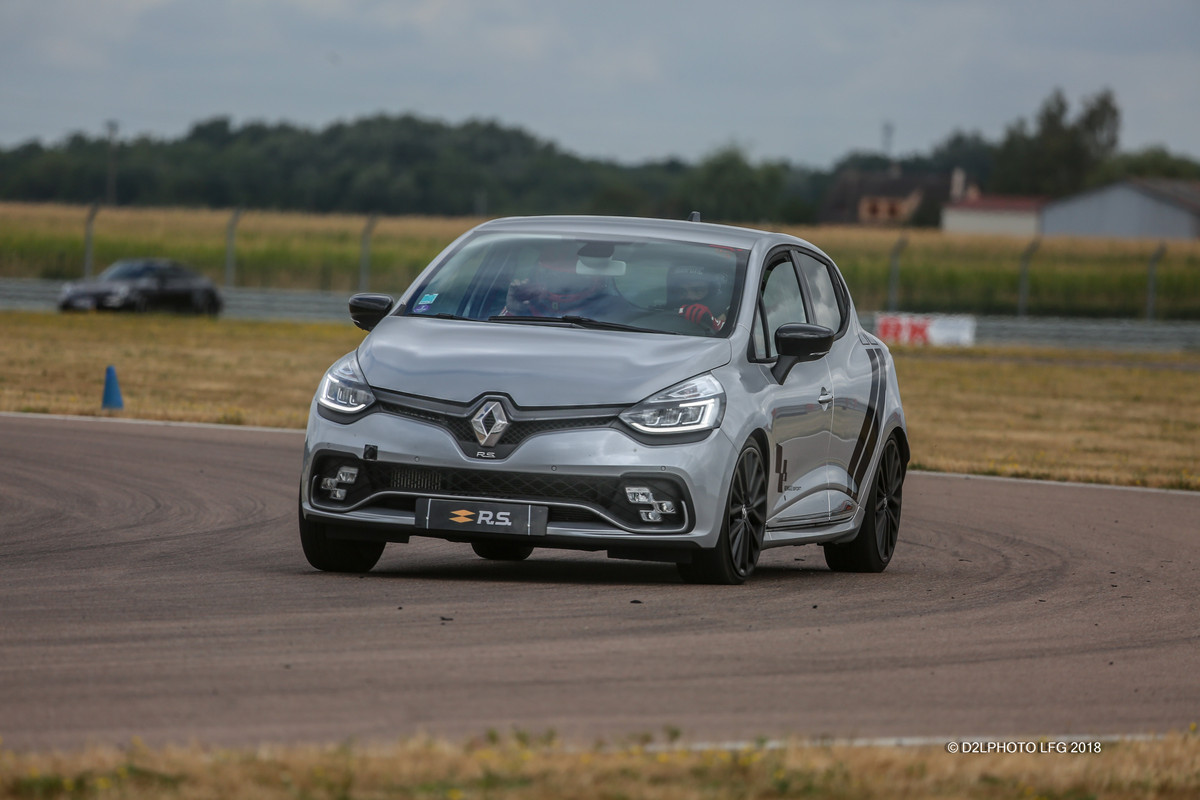 15D2LPHOTOLFG11082018-127