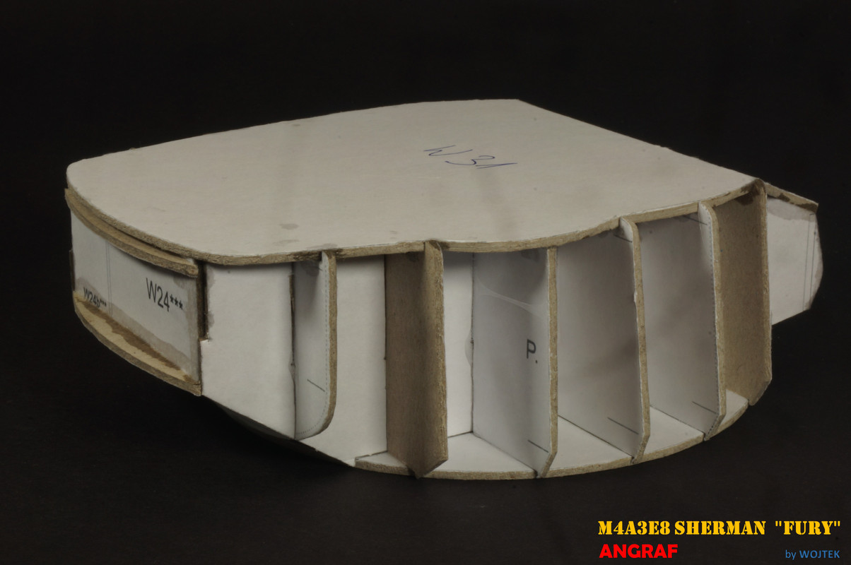 M4A3E8 SHERMAN  FURY 11