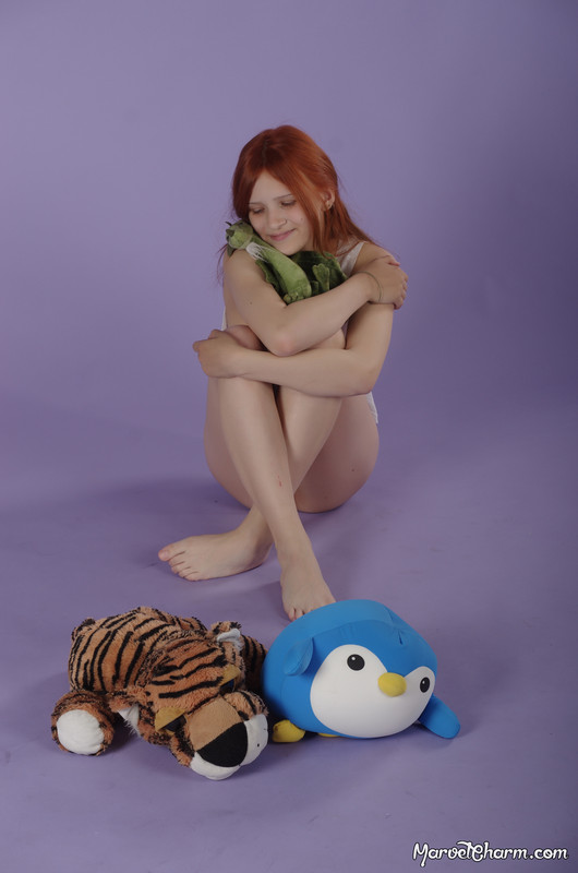 MarvelCharm_Lena-Playtime-110