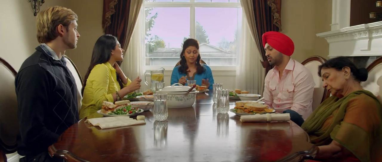 Jatt & Juliet 2 2013 WebRip [Punjabi] 480p, 720p Screenshot