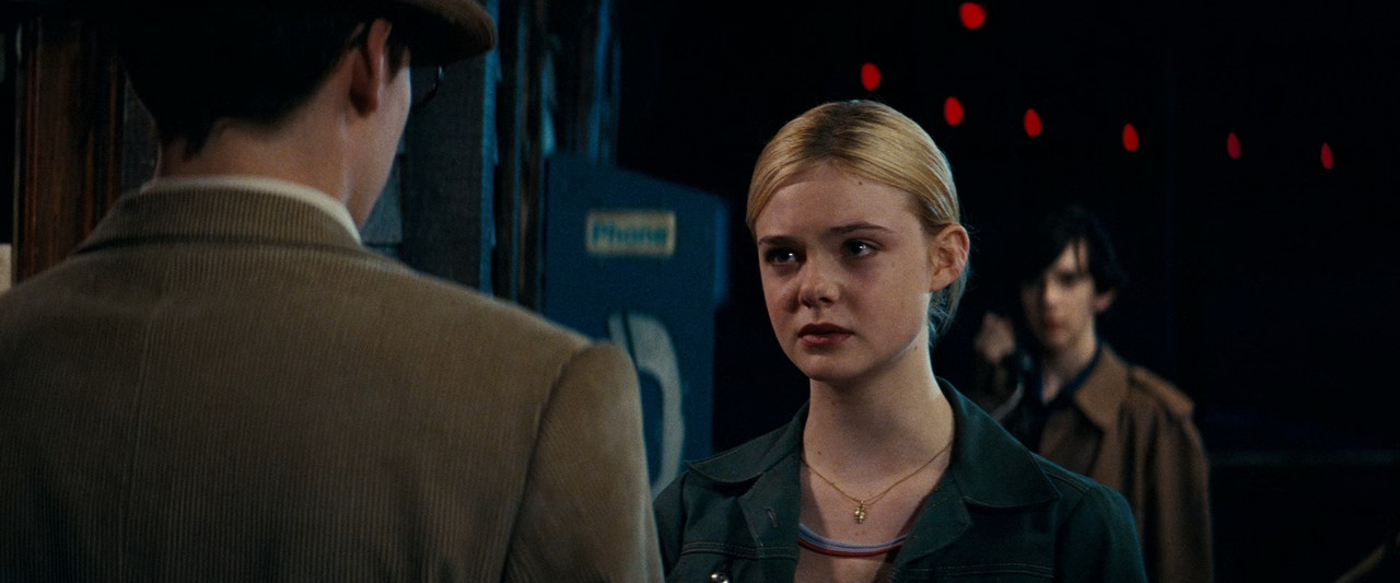 Super 8 2011 (1080p x265 10bit Tigole).mkv_snaps