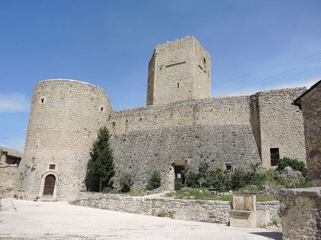 5-Castello-di-Pettorano-AQ