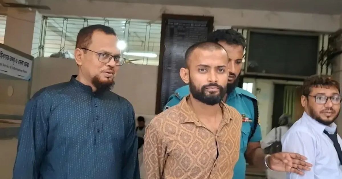 প্রধানমন্ত্রীর কার্যালয়ের সামনে ককটেল বিস্ফোরণ: ৩ আসামির দুই দিনের রিমান্ড