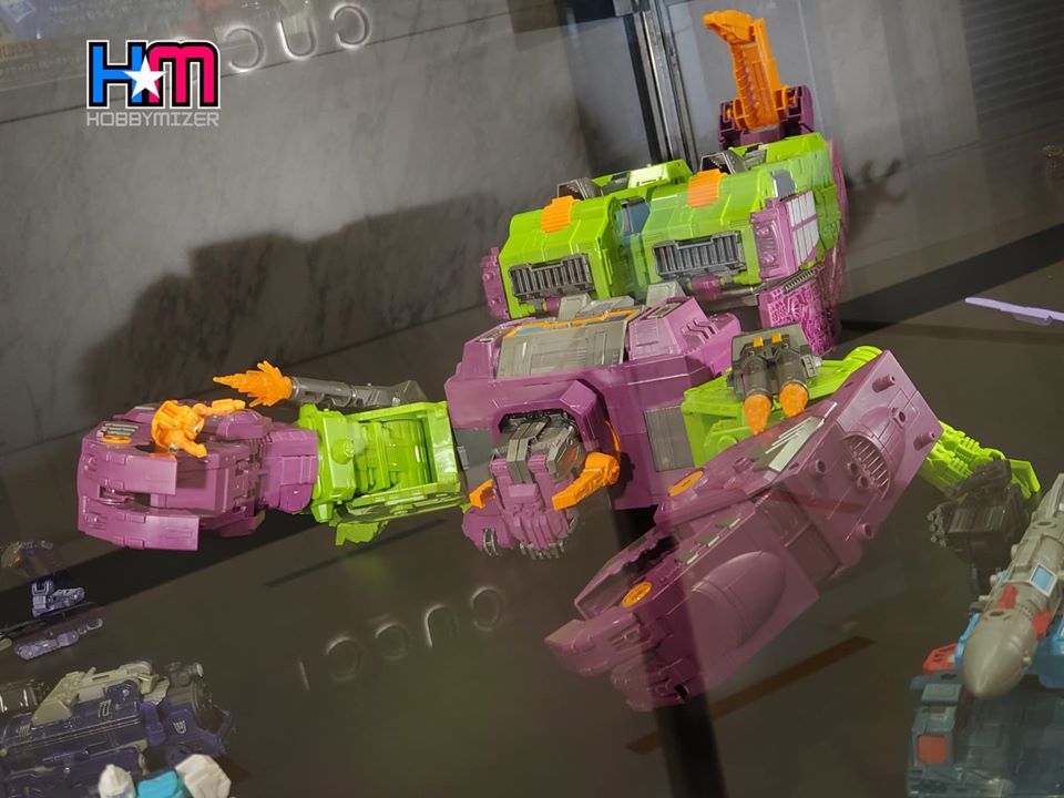 Earthrise-Scorponok-03