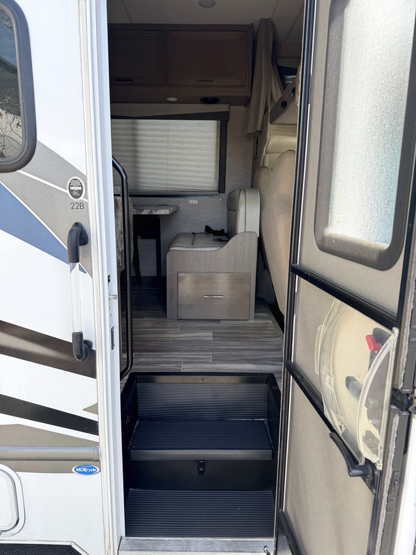 Vehicle thumbnail 21