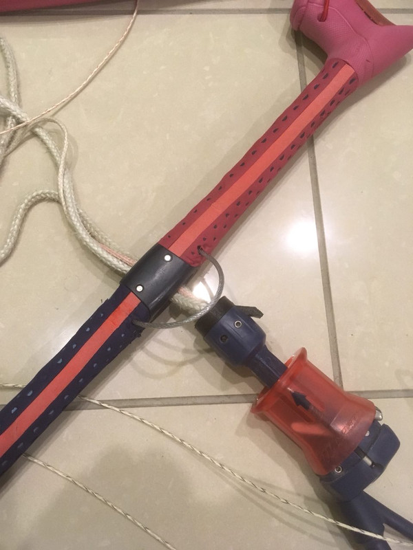 6390FE4B-4AA3-443A-AB0F-12E45D068FB1